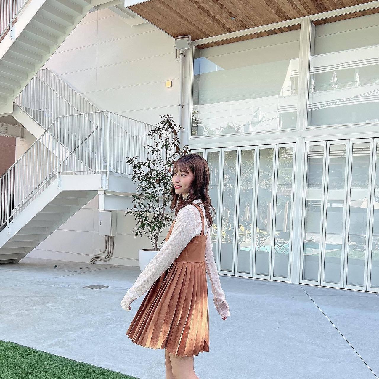 【深夜女孩】离团即出性感写真前HKT4日本AKB48及其姊妹团近年出现逃亡潮，不