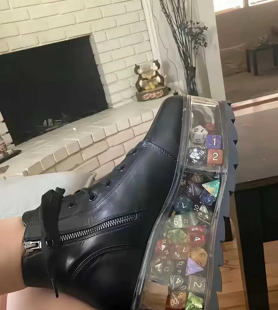 这鞋里面都是什么啊