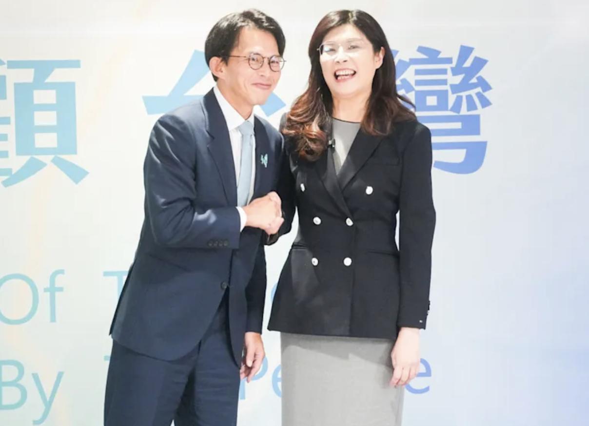 竹北“蓝白合”破局，柯文哲点名要郑丽文出来说明

近日，竹北“蓝白合”破局，蓝白