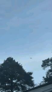 要打？奉陪到底！就在克宫拒绝泽连斯基呼吁谈判停火之后，乌军无人机昨晚再次毫不客气