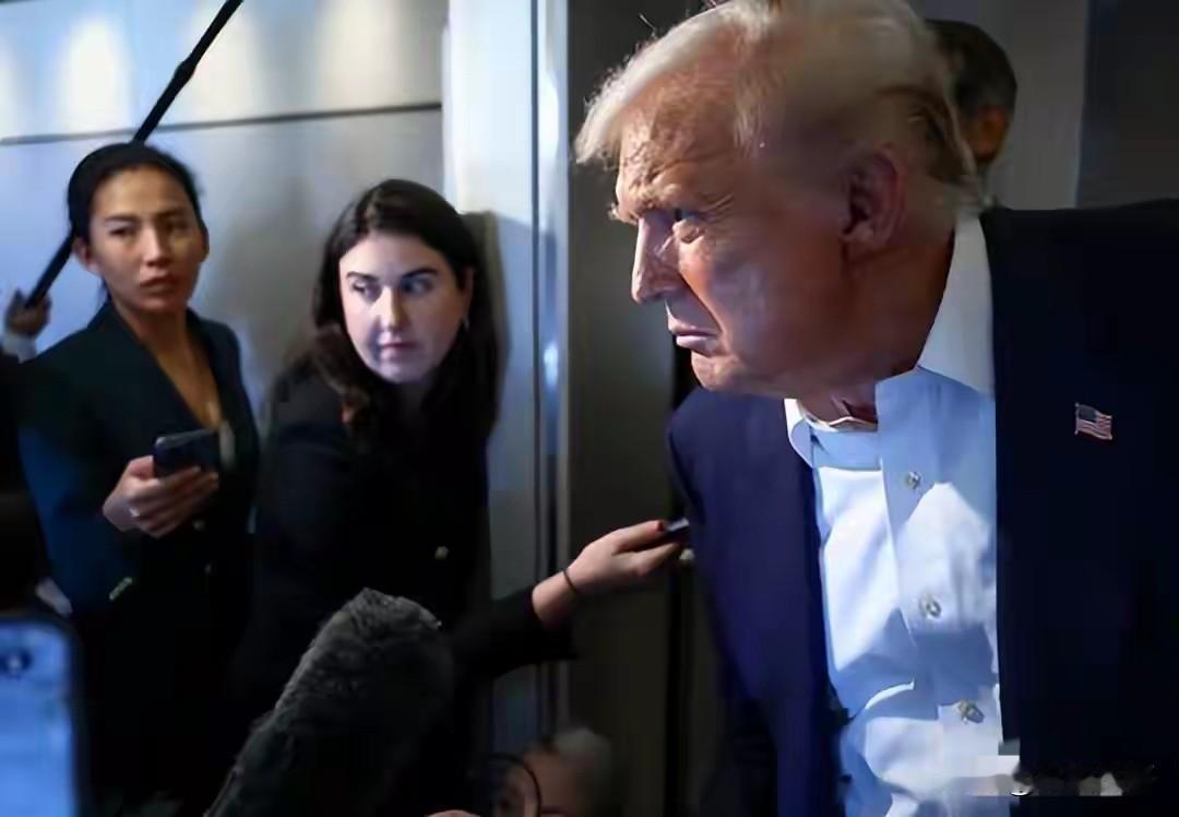 特朗普暗示对华降税，英媒突然爆料：中国在本周购入三批美国大豆
 
特朗普暗示对华