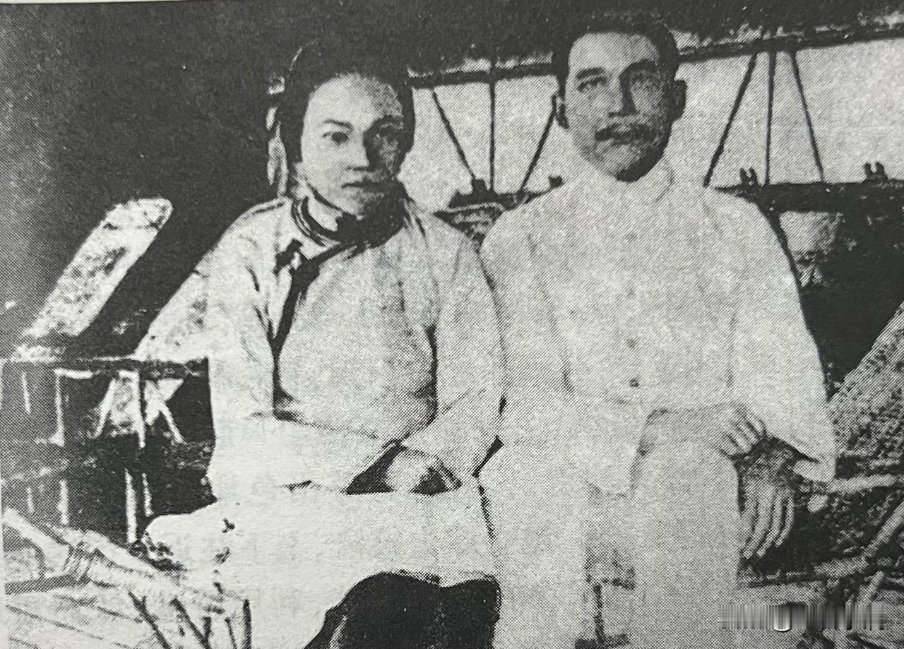 【侧室对孙中山的误解】1925年3月11日，即孙中山去世前一天，签完遗嘱的孙中山