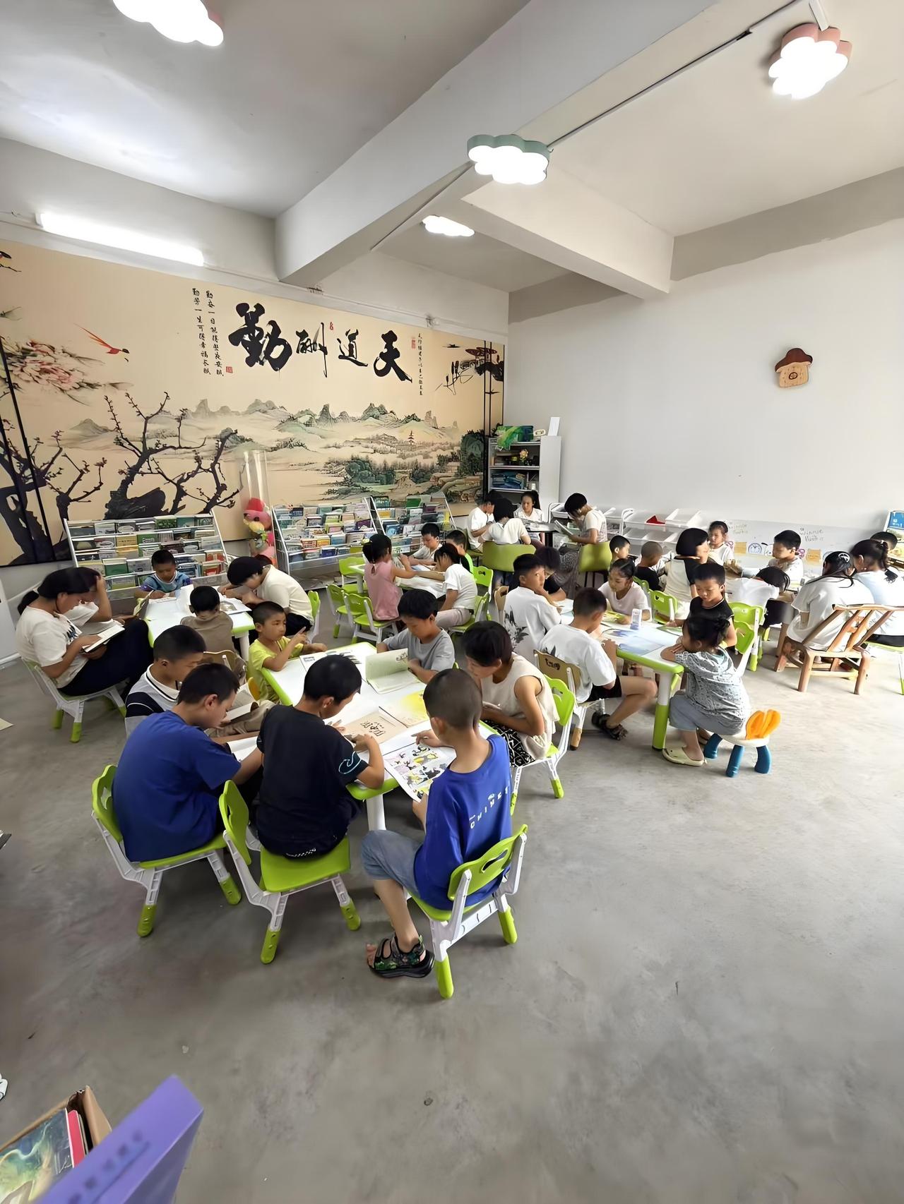 🌱"也许一本书，就能在孩子心里种下一颗种子。"
看到这句话，我停了很久。✏️