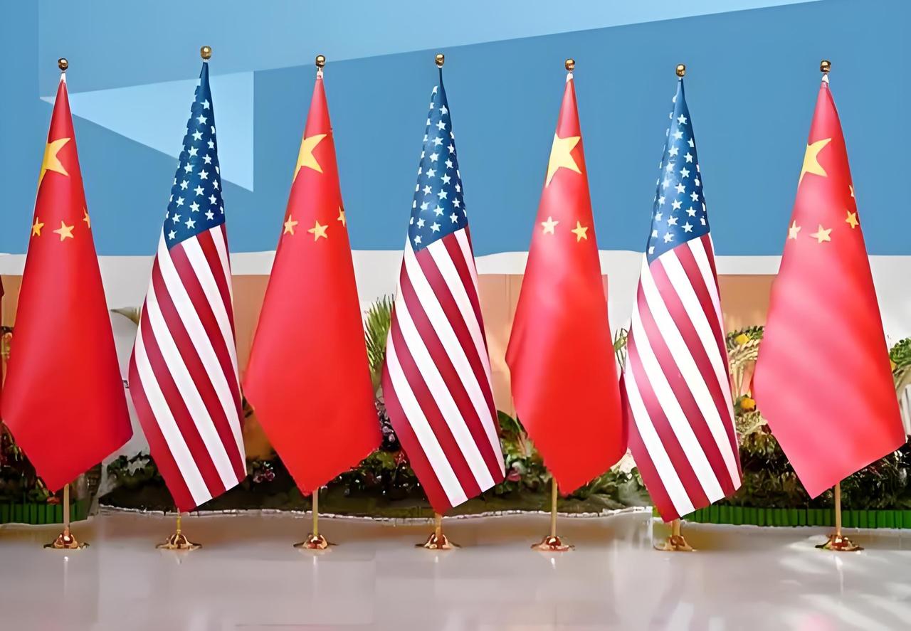 美国出手了！

端午假期后首个工作日，美国商务部与财政部同步行动！

将10家本
