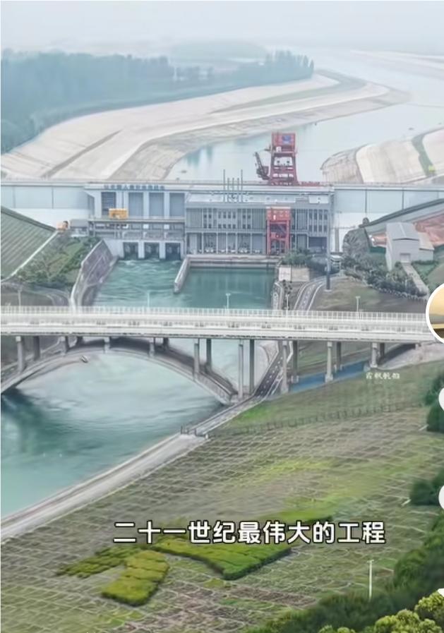 行走江河看中国

长江，这条亚洲第一长河，拥有着令人叹为观止的壮丽景观和无比重