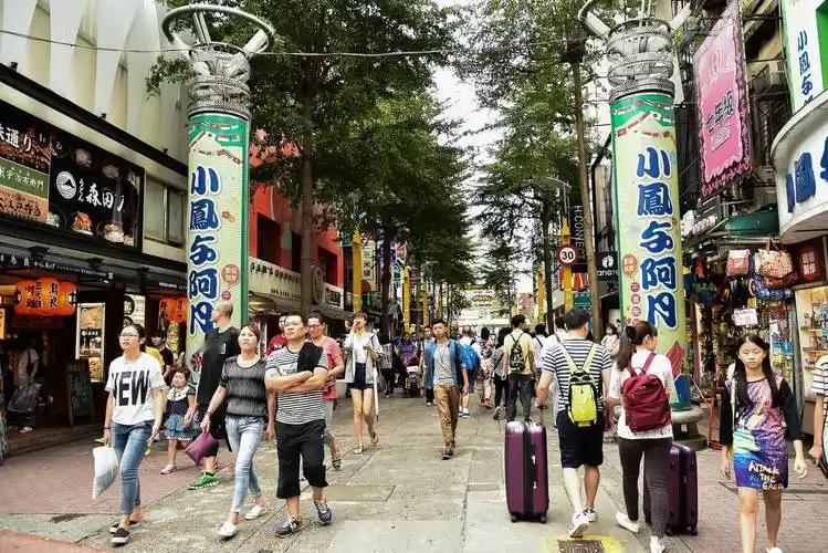 出乎意料，来自台湾的媒体工作者许信良早前曾公开发表言论：假如大陆对台湾实现统一，