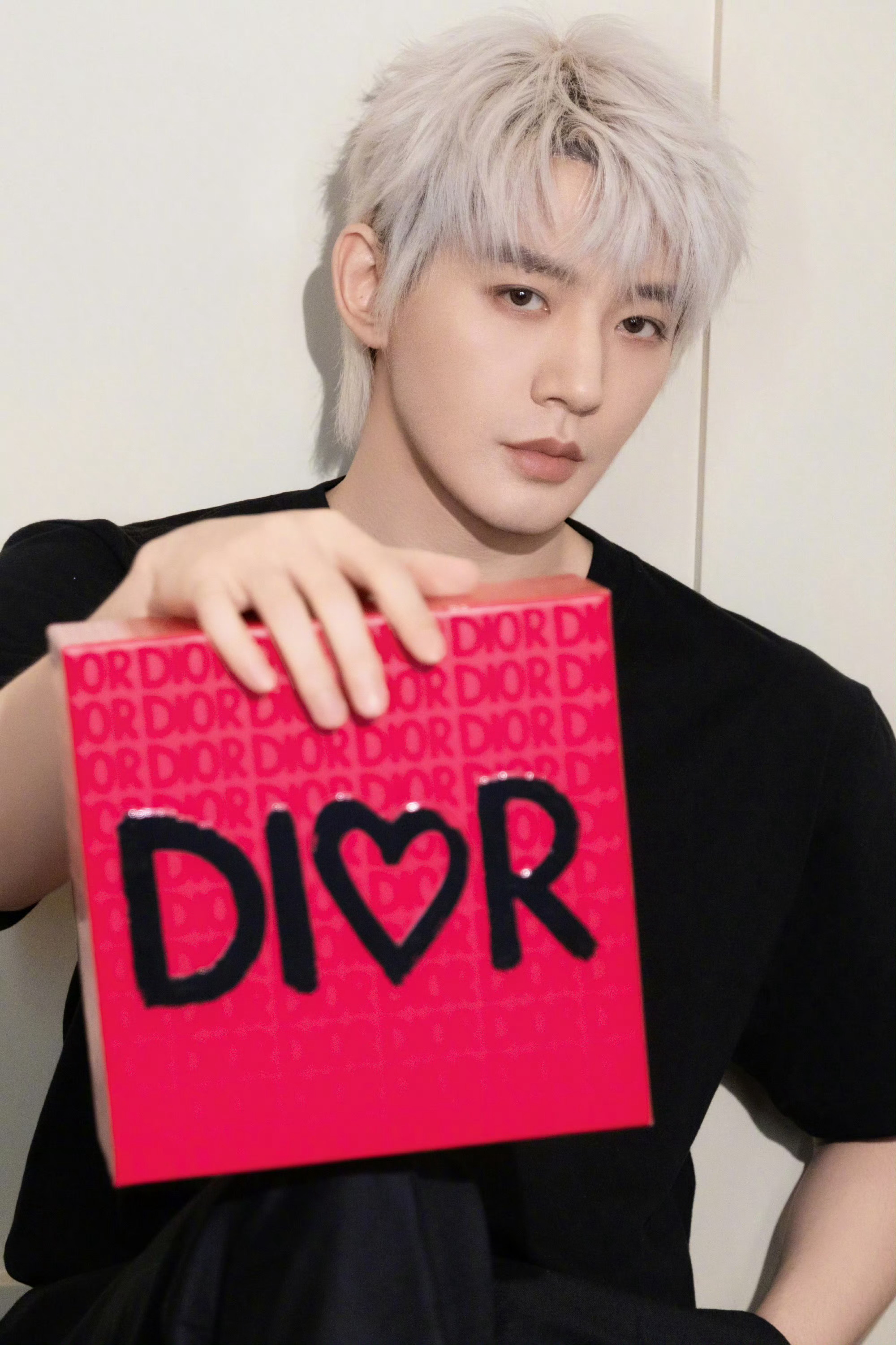 邓为✖️Dior Beauty 全新大片 🎁 ​​​