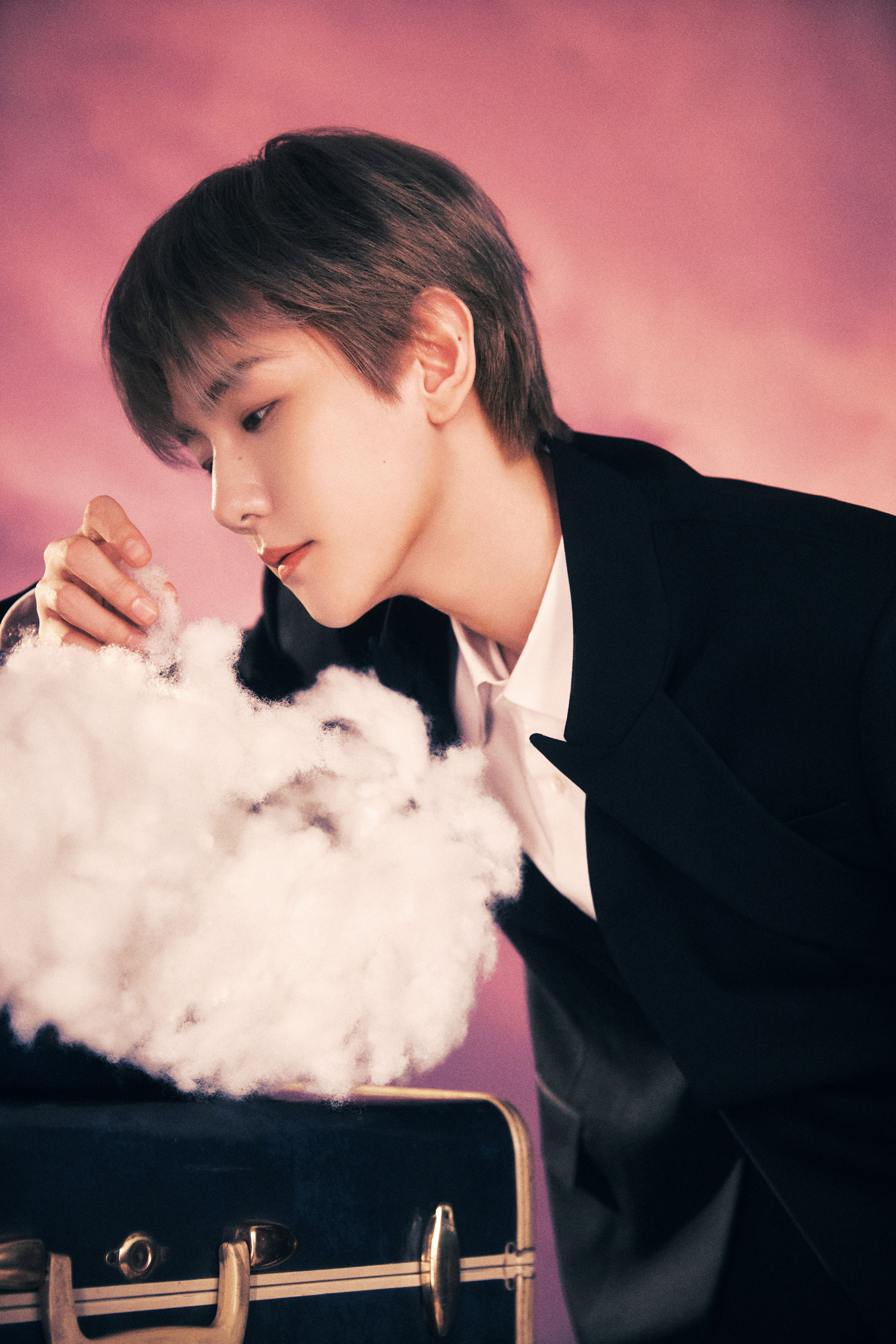 我的妈呀…再次被这优越的下颚线震惊了😨 