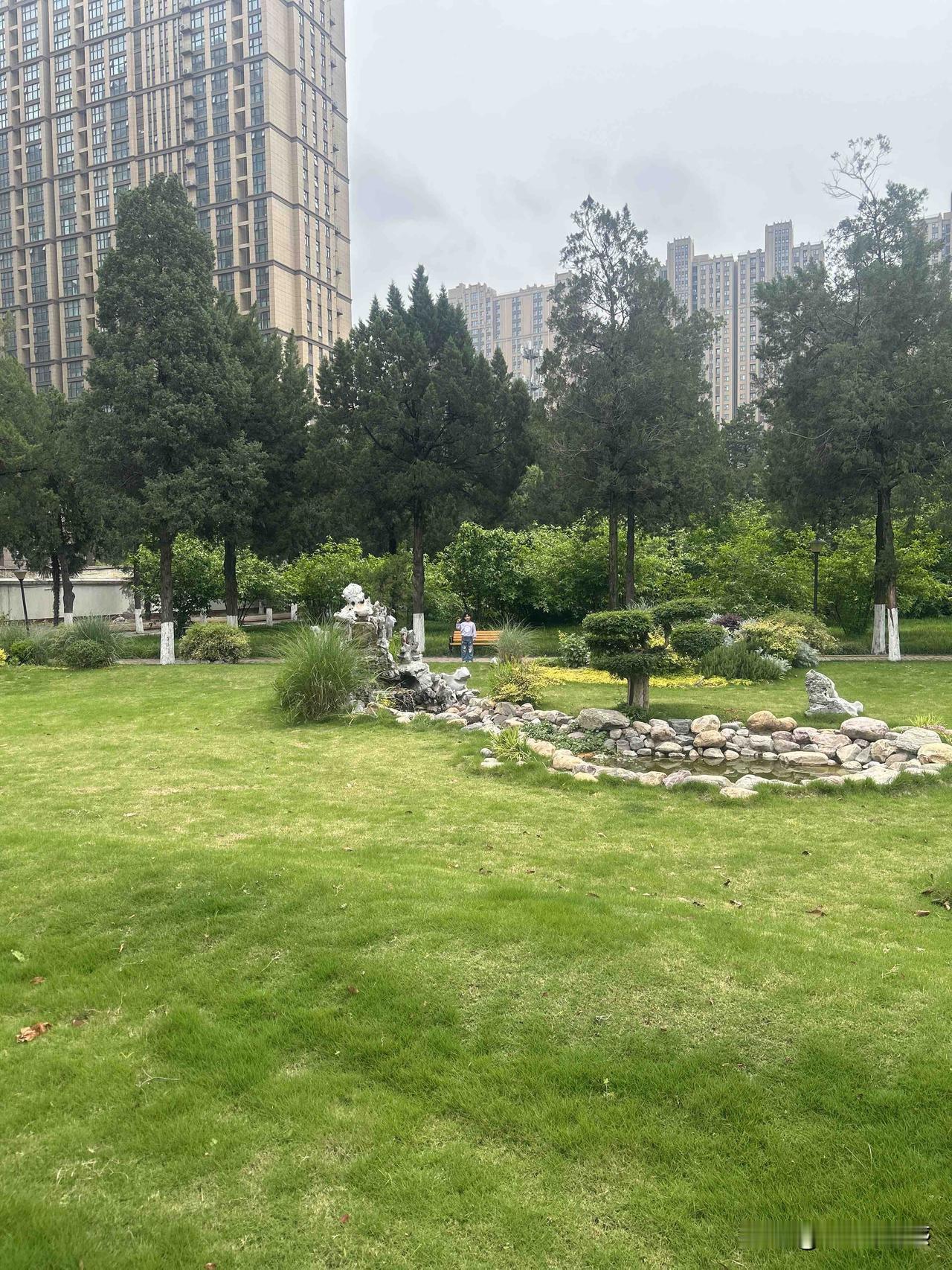 上联：贫在闹市无人问，下联怎么对贵处幽林有友访