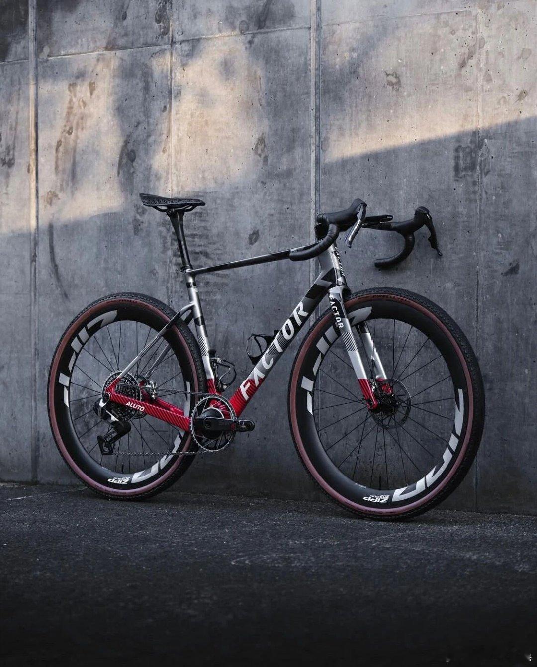 又是喜欢Factor的一天SRAM RED这颜值，啧啧夏天换一套