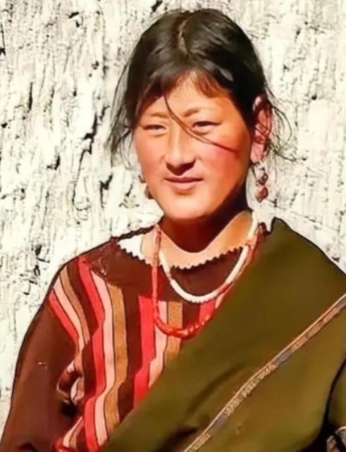 为什么西藏人很少出来打工？难不成真的是因为穷人靠着福利补贴都能过的滋润，就不用背