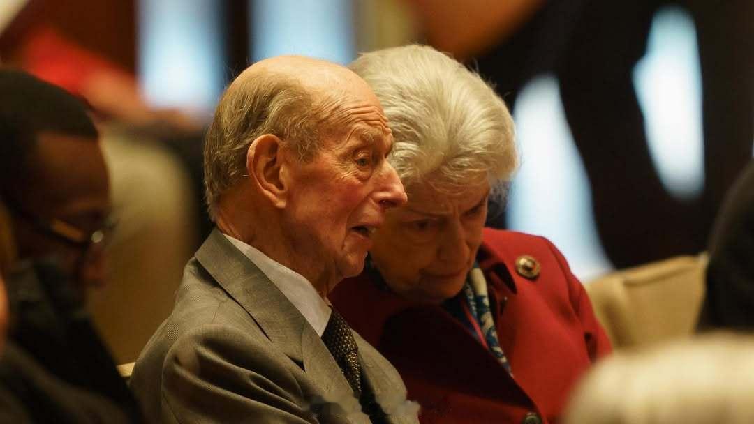 英国王室  2026年3月19日，肯特公爵爱德华王子和伊丽莎白二世女王的前女官L