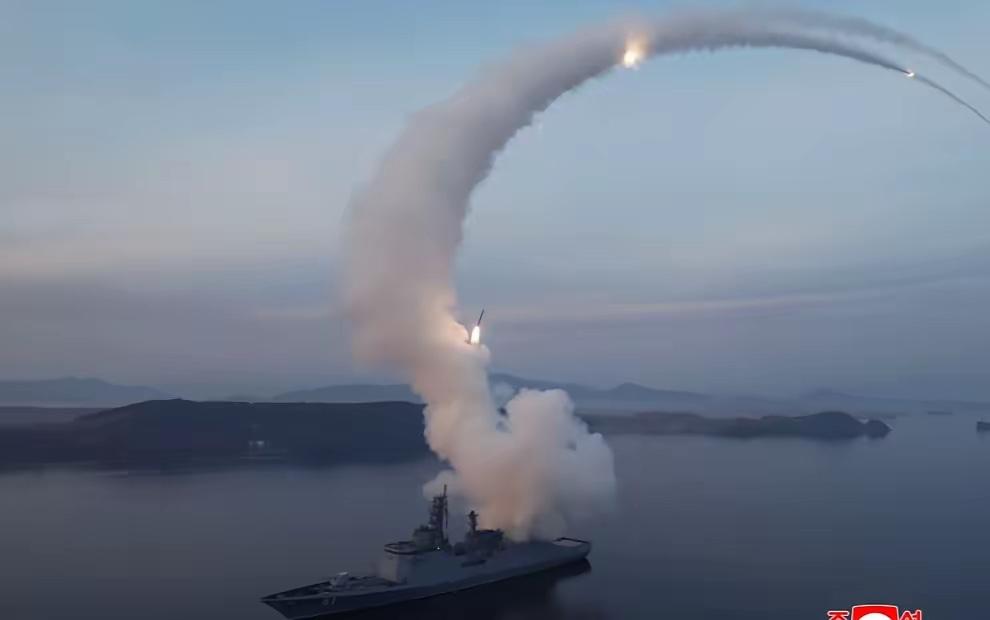 朝鲜说得明白：5000吨、8000吨大驱，以后不装主舰炮，全塞导弹！

这招太狠