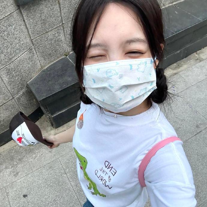 林娜琏 