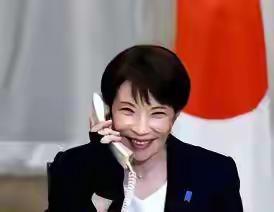 日本为何崩了

高市早苗正带着日本，往彻底崩溃的路上狂奔。日本不是没明白人，只是