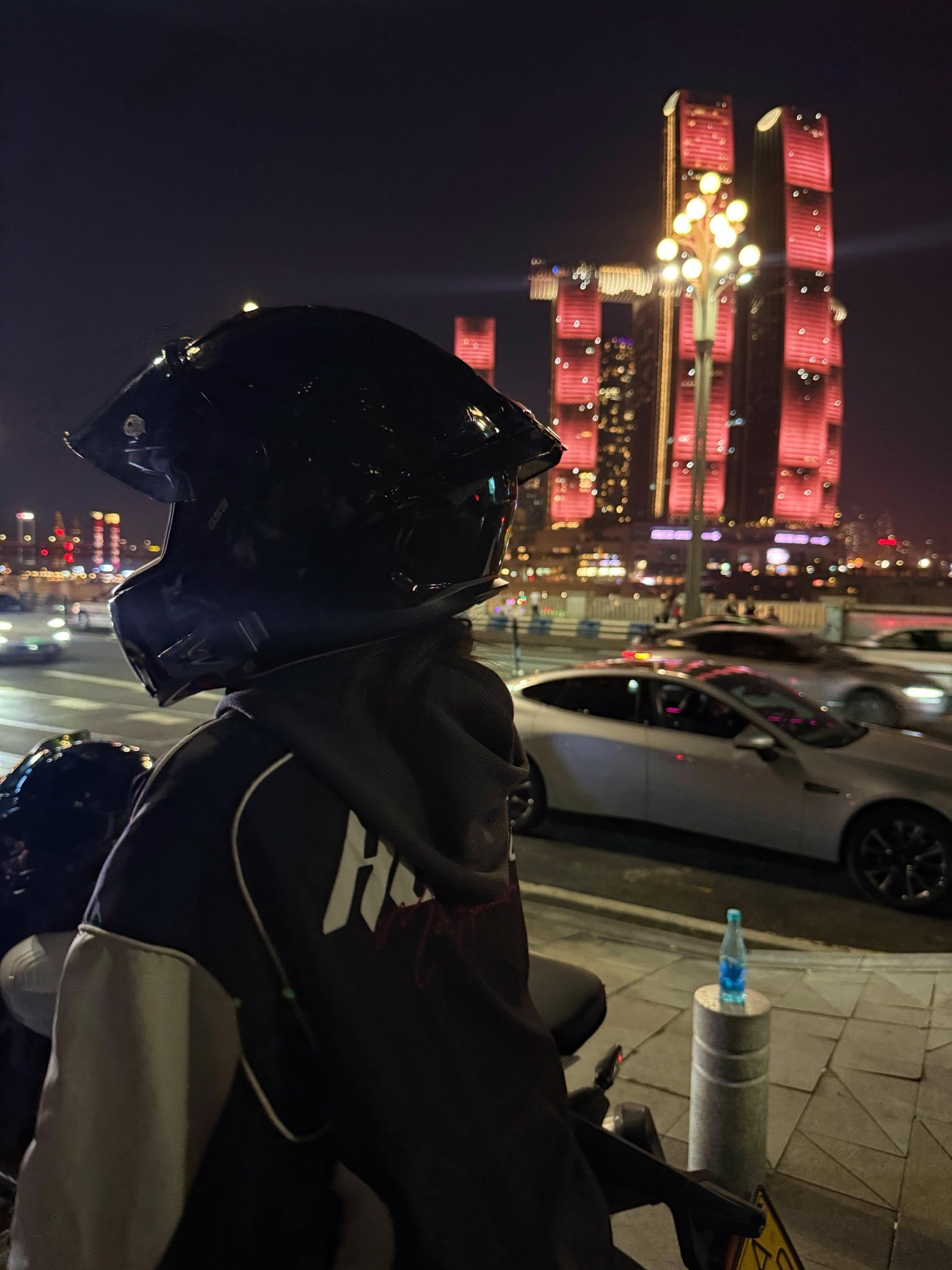 爱我的话给我回答～🏍️❤️🔥 