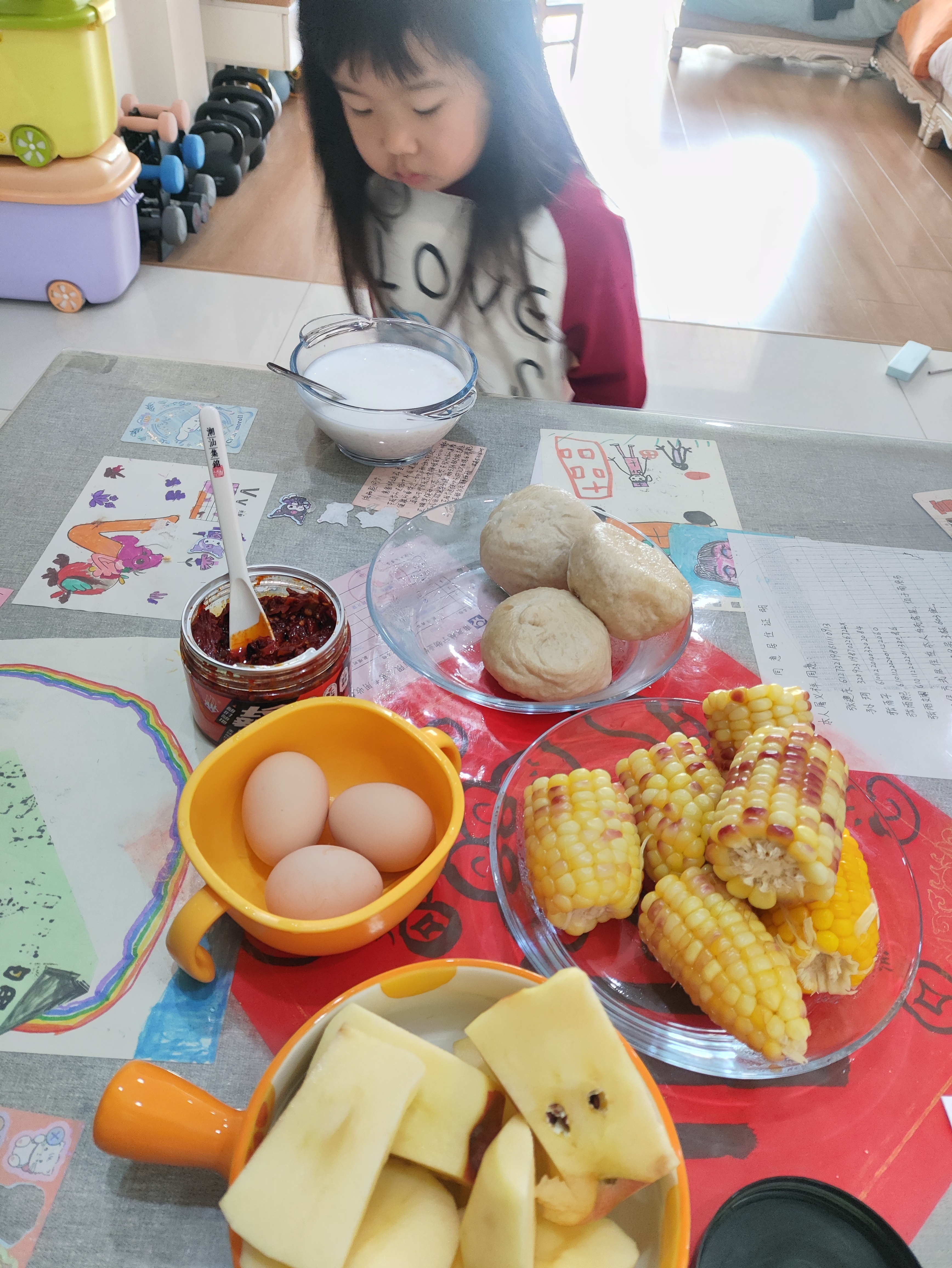 琦妙依吃兰么 好好睡觉，好好运动，再忙也要好好吃饭[酷][哪吒使坏][酷] ​​