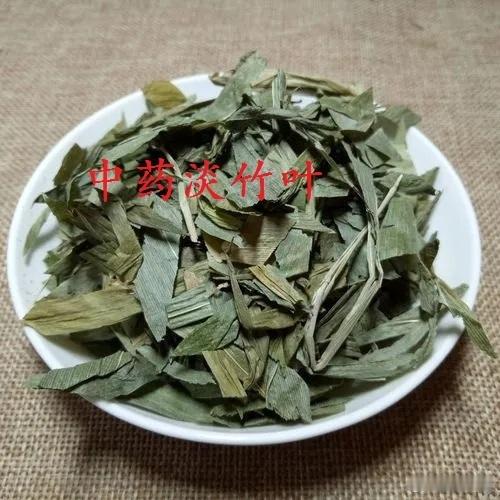 药性歌诀：竹叶性寒其味苦．风邪烦热服能除．上冲气胜令人喘．进此安宁气自舒；葱白辛