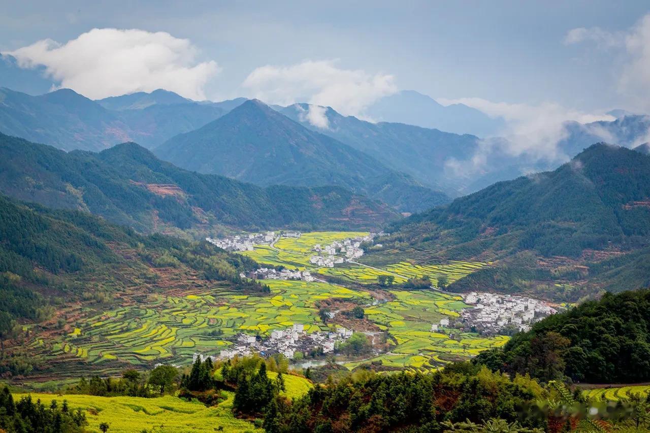 【每日一景20230711】拍于江西婺源江岭村  