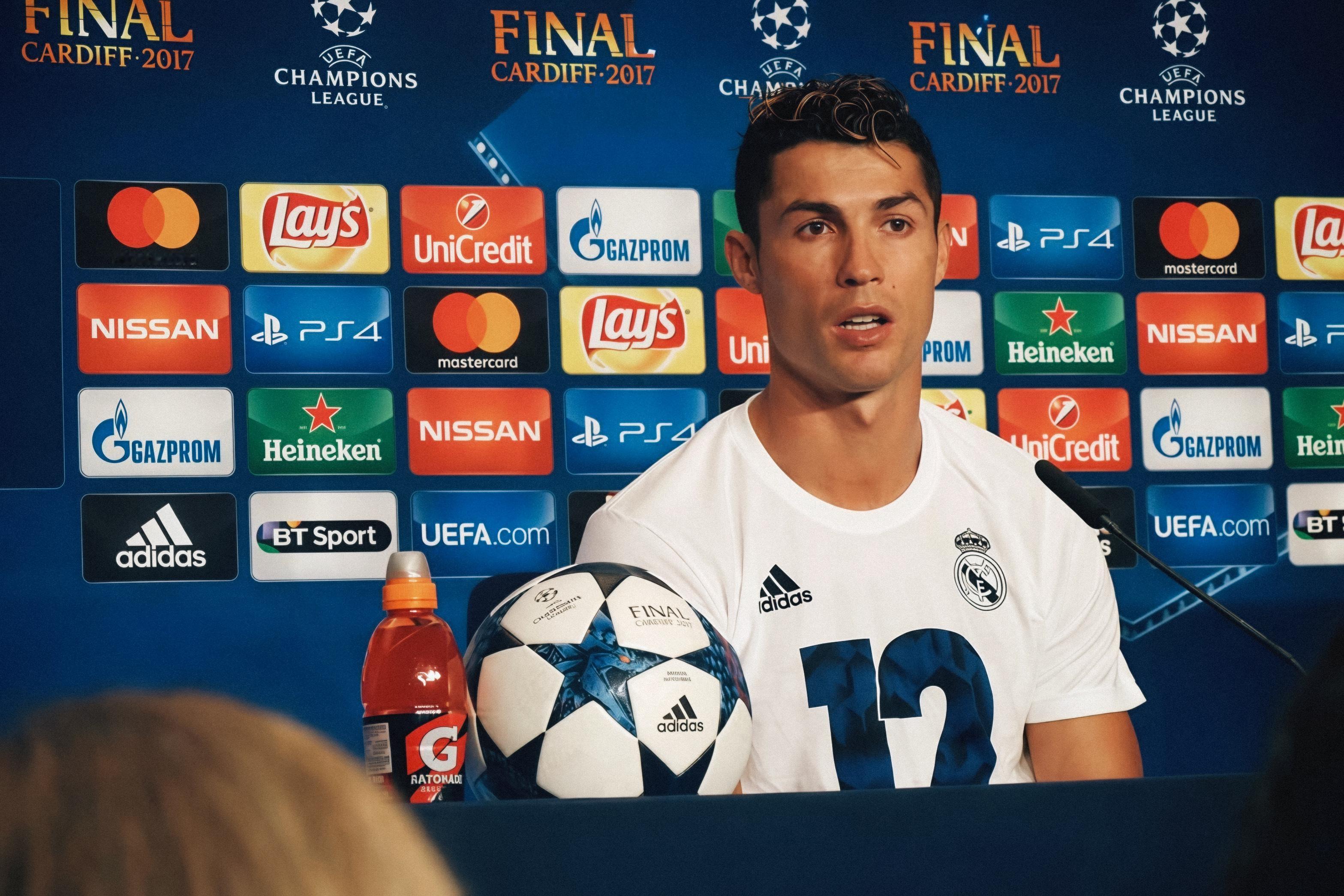 C罗C罗日常 晚安𝑮𝒐𝒐𝒅𝑵𝒊𝒈𝒉𝒕𝑪𝒓𝒊𝒔𝒕𝒊?