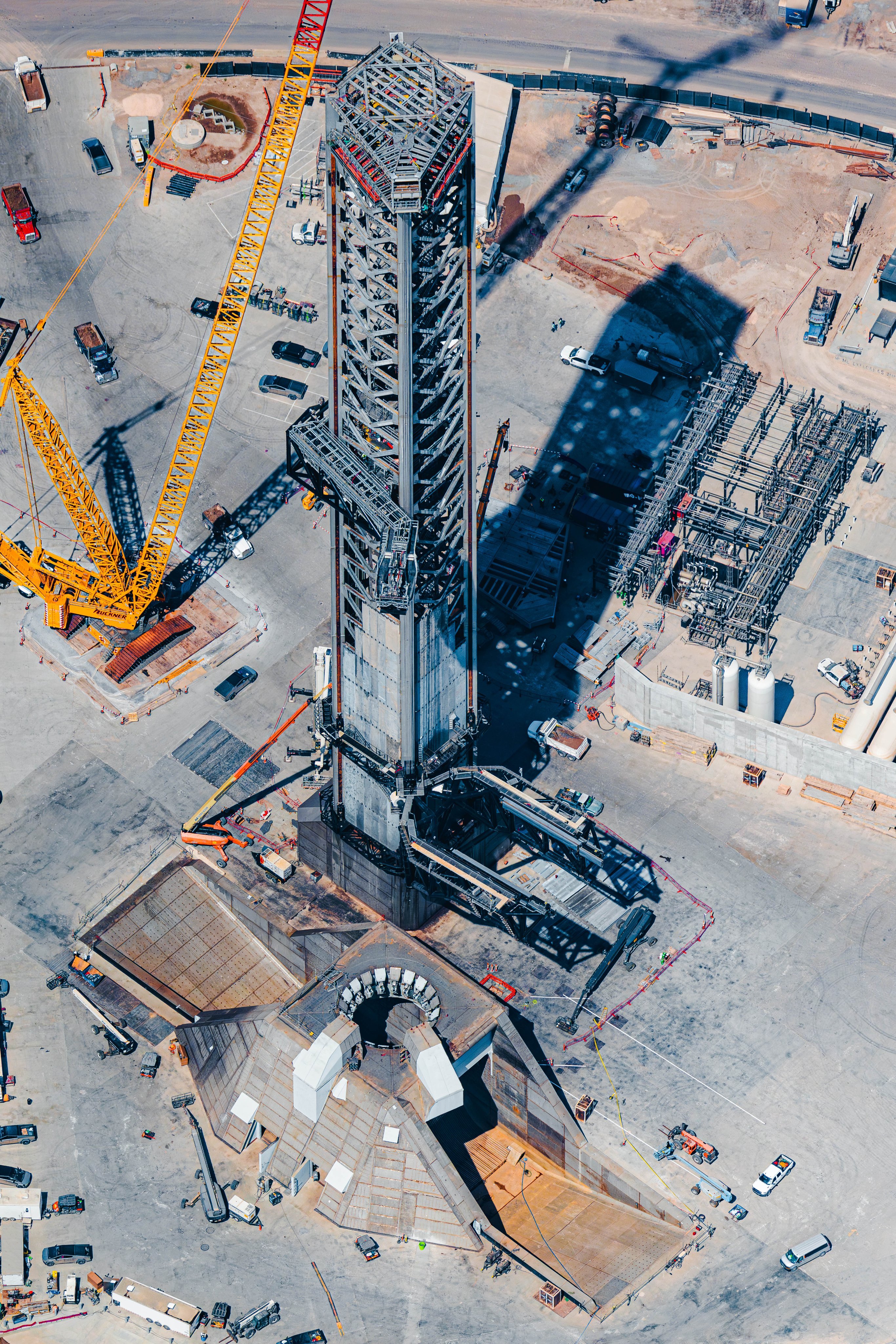 SpaceX星舰2号发射台航拍 