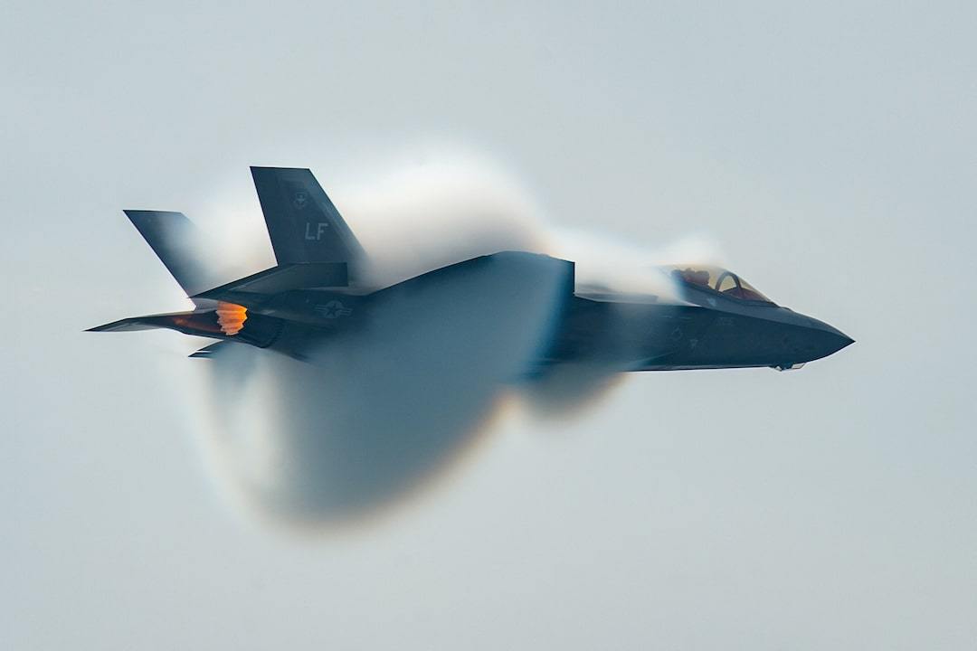 五角大楼和洛克希德初步敲定：十年造850架F-35洛克希德·马丁和美国国防部达成