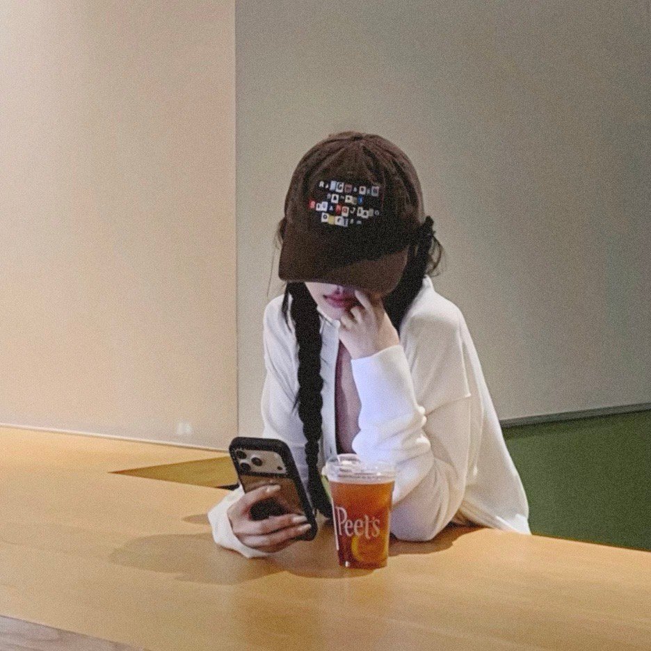 女生都挺勇敢 十几万或者几万的彩礼 有的甚至没有 就心甘情愿开膛破肚 洗衣家务 