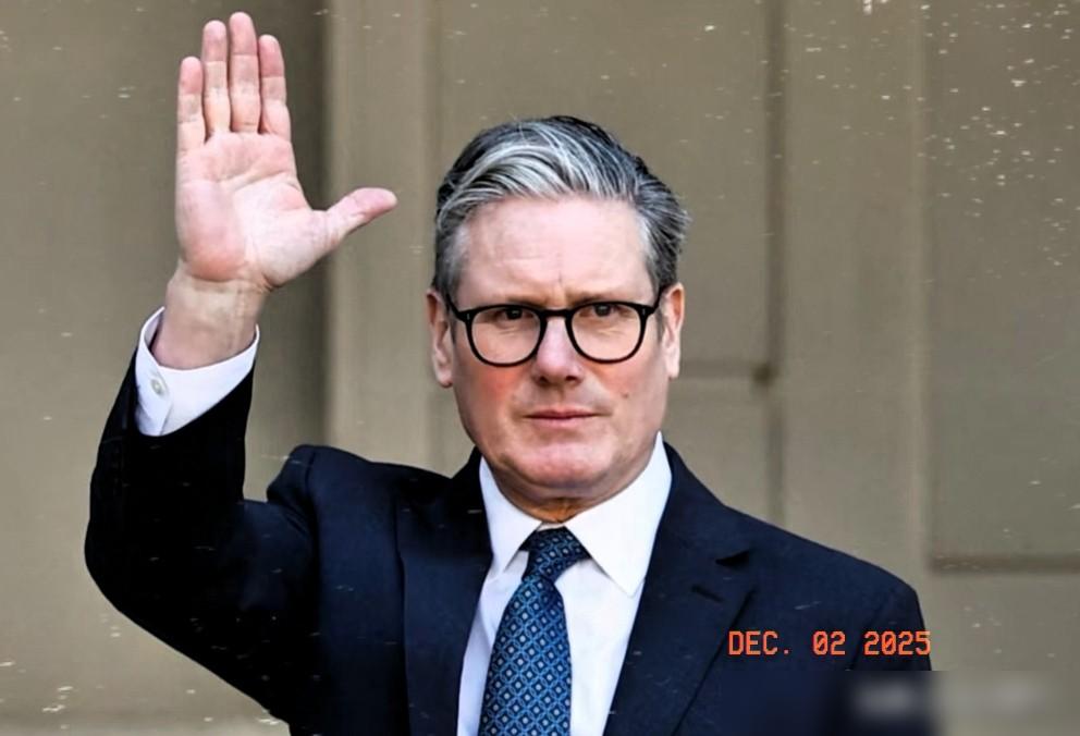 英国首相斯塔默在伦敦金融城晚宴发表外交政策演讲时表示，美国、欧盟、中方是当今世界