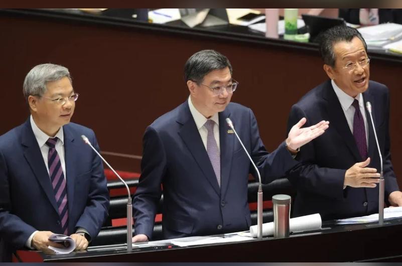 台湾地区行政主管机构负责人卓荣泰到“立院”进行“军购案”专门报告并备询，与国民党