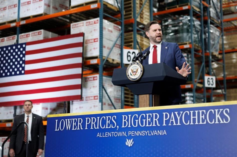 特朗普经济牌遇冷！万斯赴摇摆州“救火”，喊话选民再给点时间
 
美国有线电视新闻