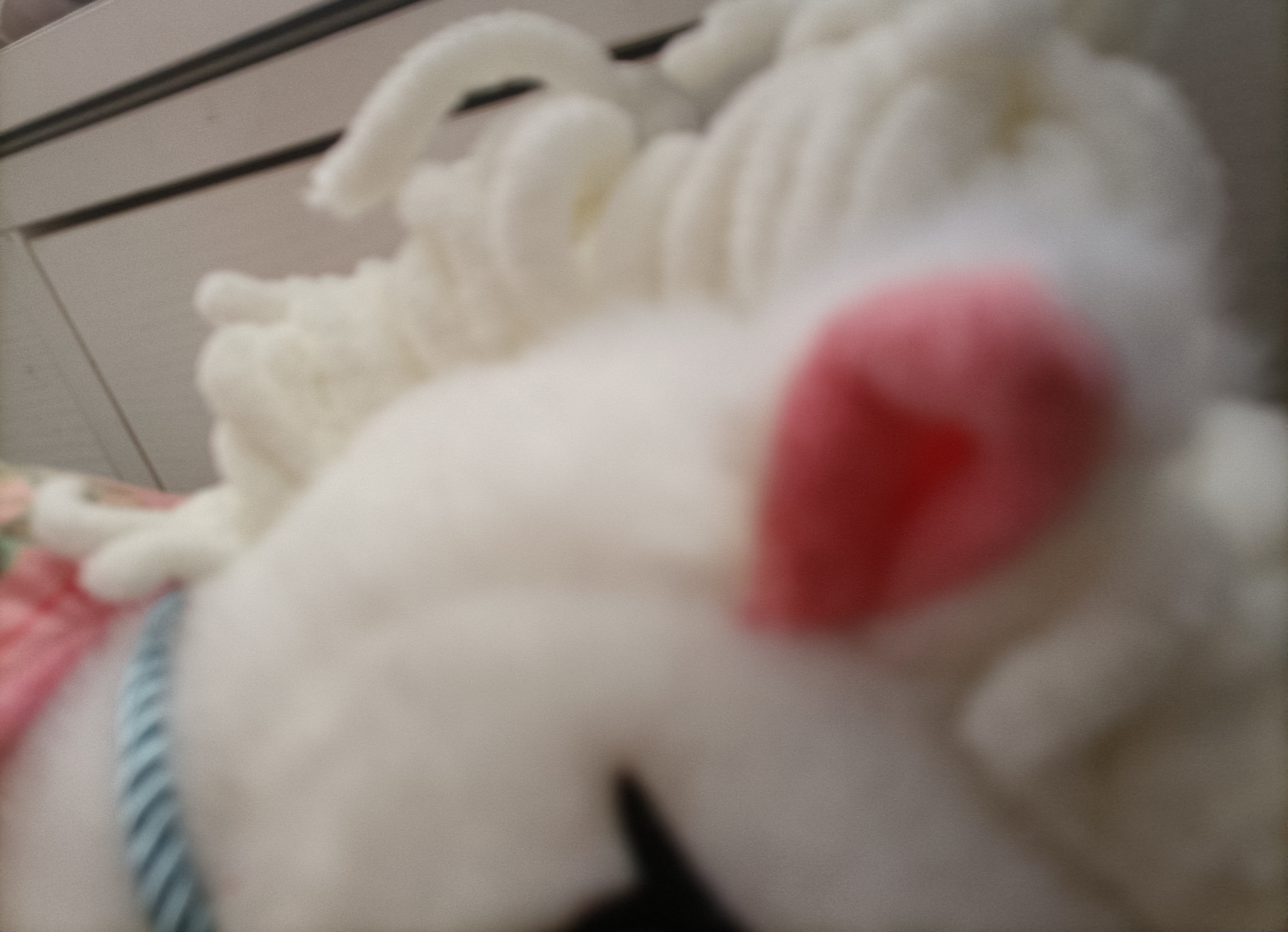 啊啊啊啊，这只马的马鬃被猫咬掉了… 