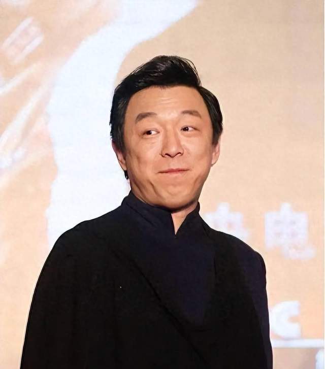 恩爱32年难抵残酷现实，52岁躺在病床上的黄渤，他的遗憾是什么？