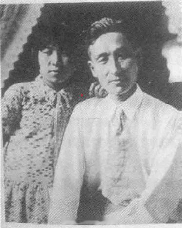 第五届沪港名媛旗袍展锦缎映远月，衣冠述乡愁：中国女留学生海外播撒旗袍雅韵（三）而