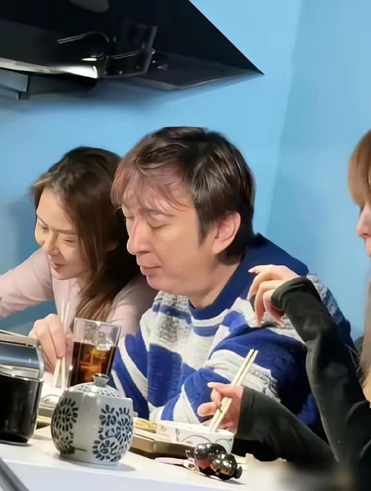 王思聪这波操作太秀了，不谈 1 个亿小目标，跑去卖 29.9 元的平价牛排。在北