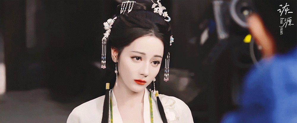 迪丽热巴 《白日提灯》贺思慕 / 动图▷EP11-09 绿衣（绿白）-弟弟想象-