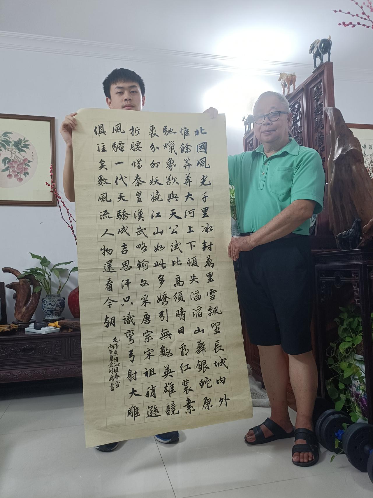 书法学生、广州41中高一玮希，昨天下午上课完成大幅作品第二稿了。