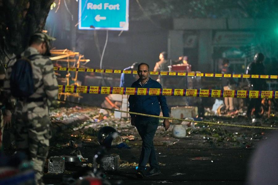 印度警方确认汽车爆炸案涉事车主身份 当地时间11日上午，印度新德里警方消息人士称