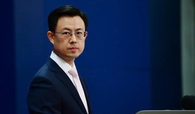 中国顶级阳谋来了，赶在特朗普登上到北京的飞机之前，这两天中国送日本和韩国各一句话