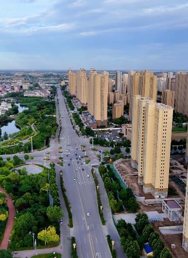 曹县长江路与五台山路交汇处