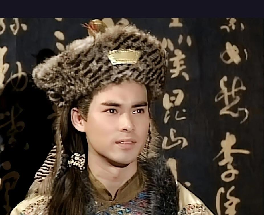 TVB演员海俊杰为何深夜痛哭？他为妻子筹集救命手术费，情真意切打动无数网友。
T