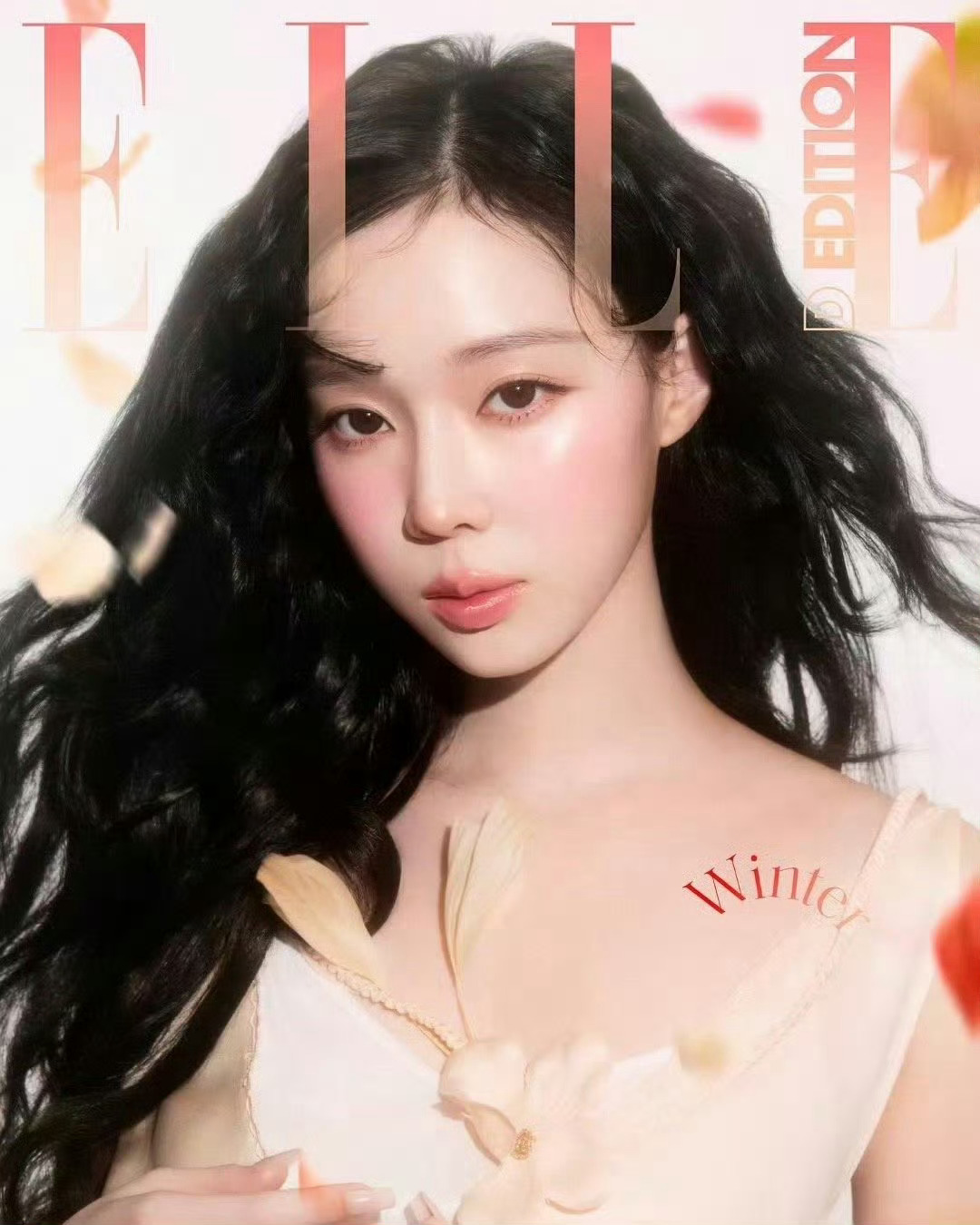 金玟庭Winter  x  ELLE Korea Digital Edition