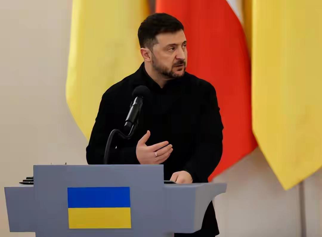 泽连斯基这出“和平大戏”唱得有点找不准主角了。12月23日，他高调公布美乌拟定的