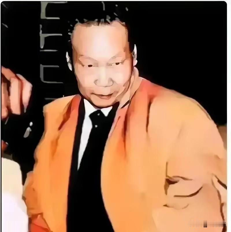 你提到的金无怠，
最让人脊背发凉的，
从来不是他潜伏了37年。

是他在审讯室弯