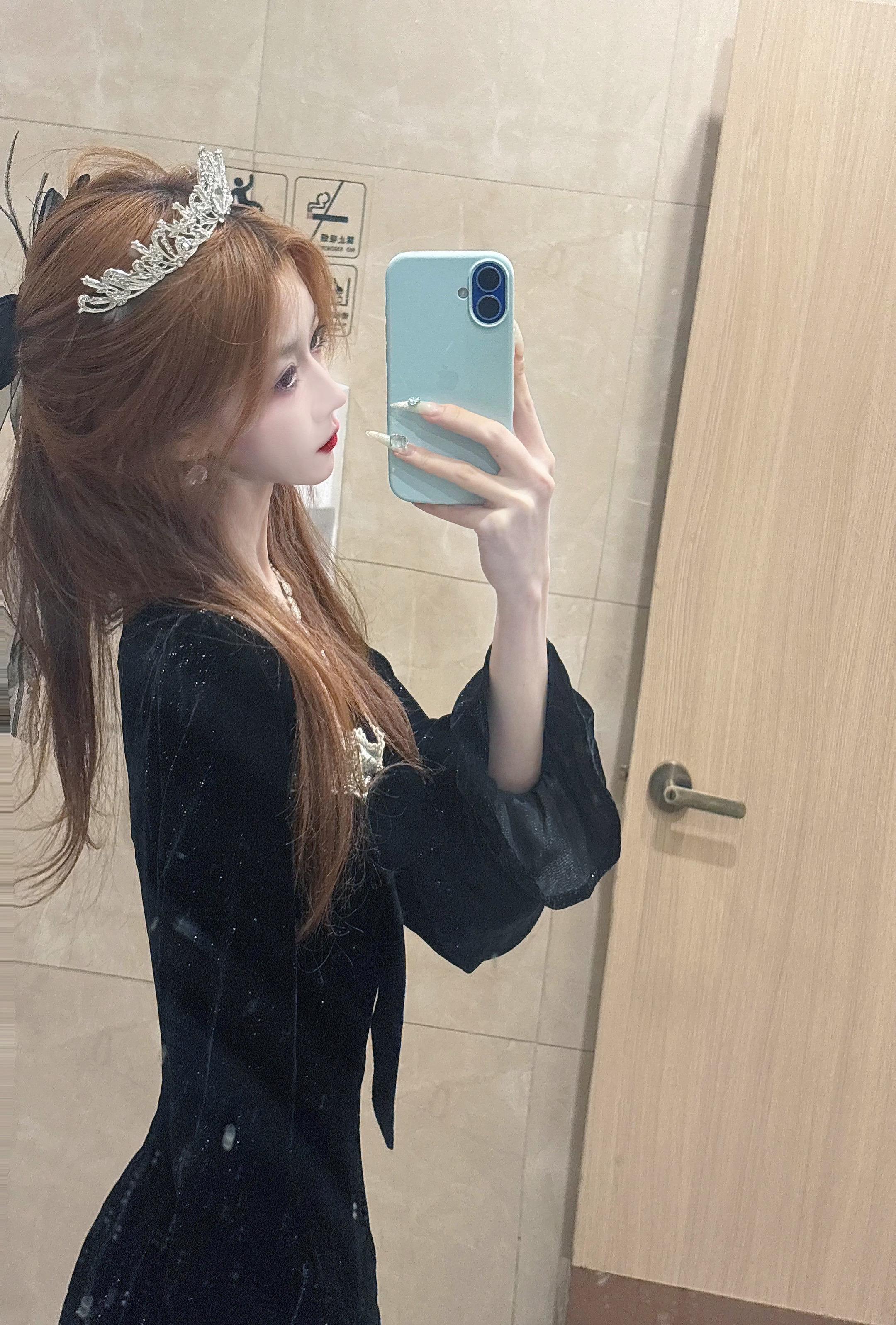 过惯了撒个娇就能得到自己想要东西的日子 发现爱我的人才愿意为我的开心买单