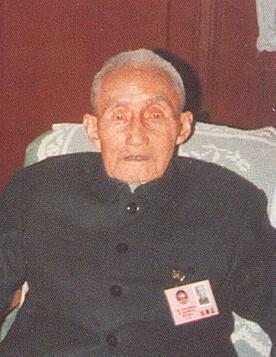 “出狱后，生活要收敛，不要在人民群众面前（形成）炫耀，你们的待遇比群众高太多，如