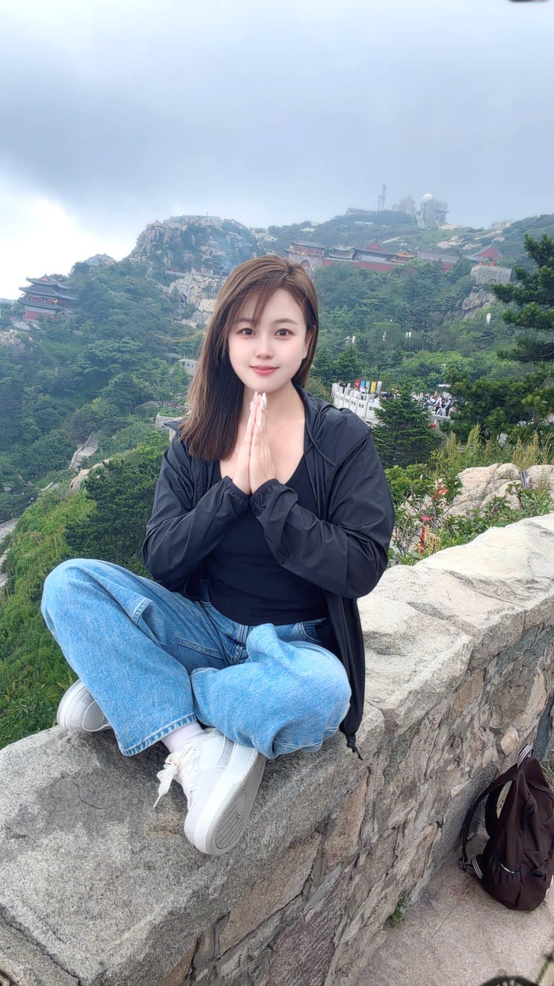 女孩子怎么穿搭既时尚又好 美女的美丽体现在何处呢？