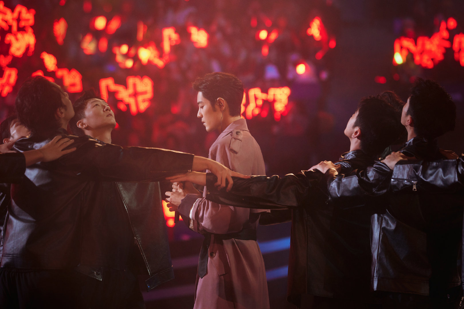 肖战或将参加网络视听盛典肖战或将参加网络视听盛典，又可以看到肖战的新舞台了！！ 