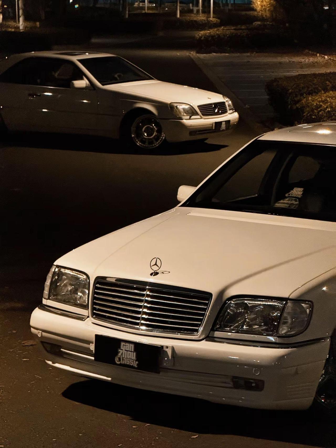 汽车的发明者140岁生日快乐！@梅赛德斯-奔驰  用代号140的两台车致敬再合适