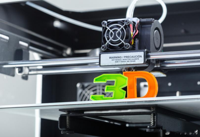 【】3D打印赛道正迎来新一轮资本热潮，巨头们的相继入局为这一行业注入了强劲动力。