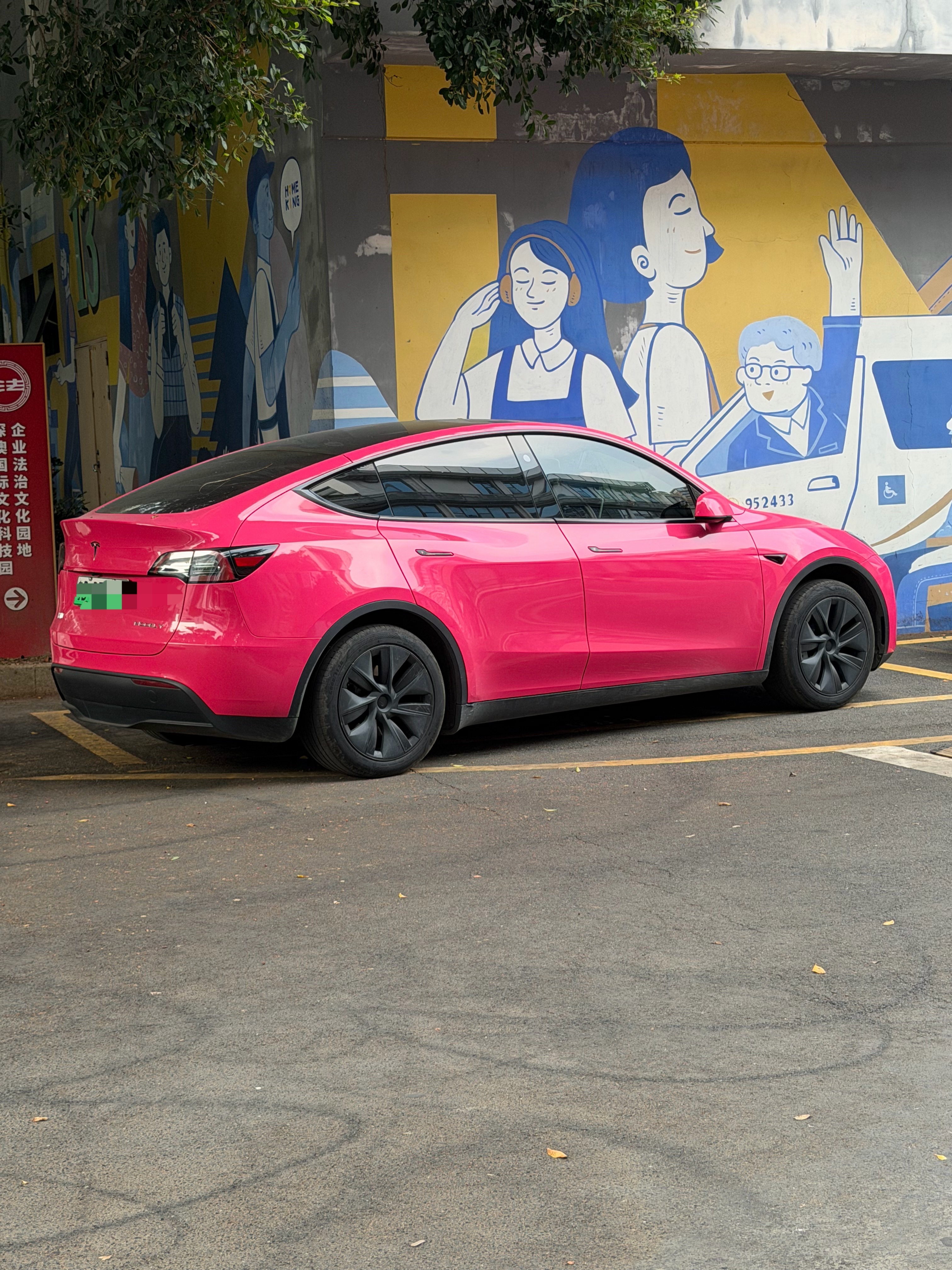 难以想象，特斯拉的竞争对手，竟然是小米 